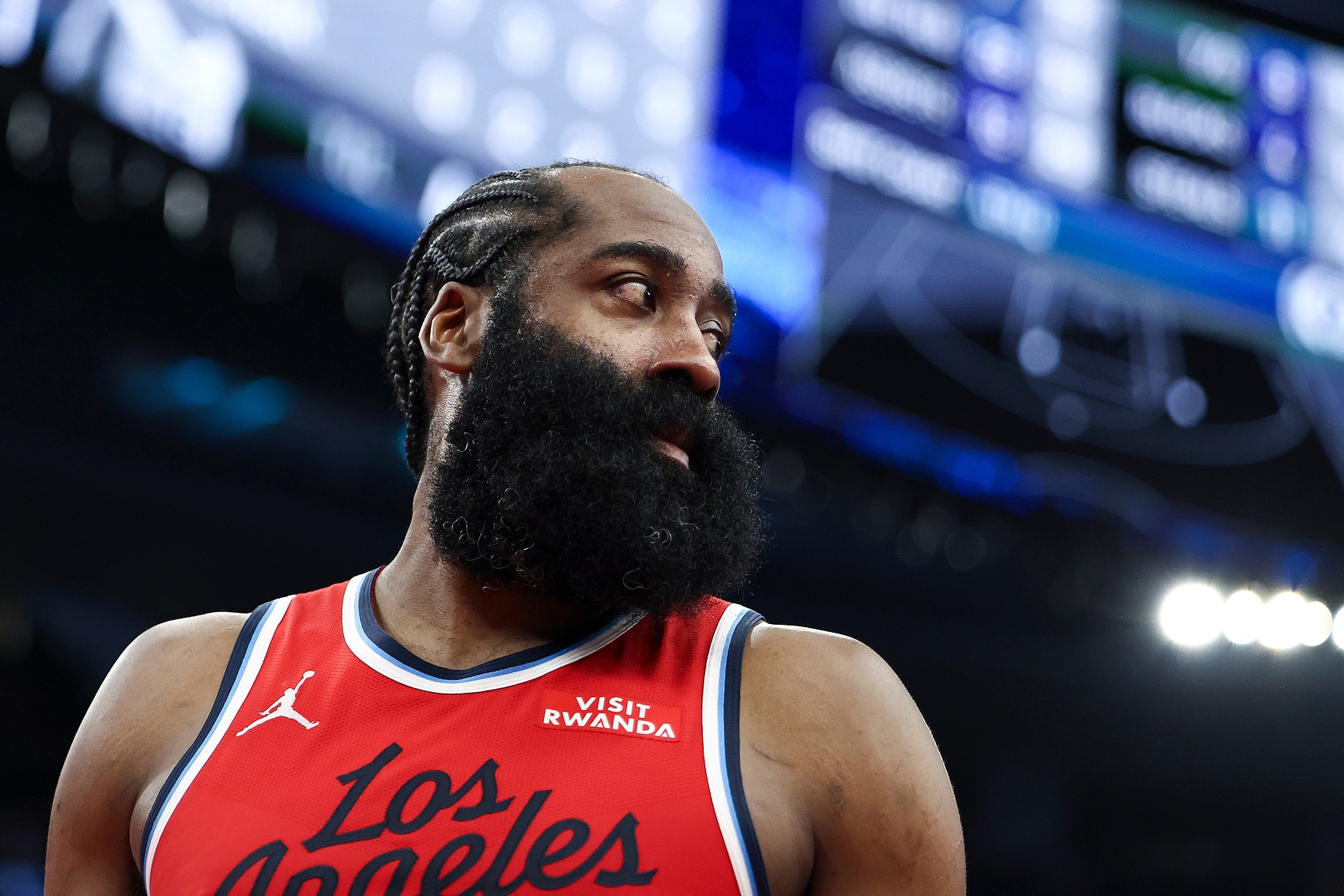 哈登去年和快船因续约产生分歧 前者想要两年1.1亿&amp;像巴特勒那样